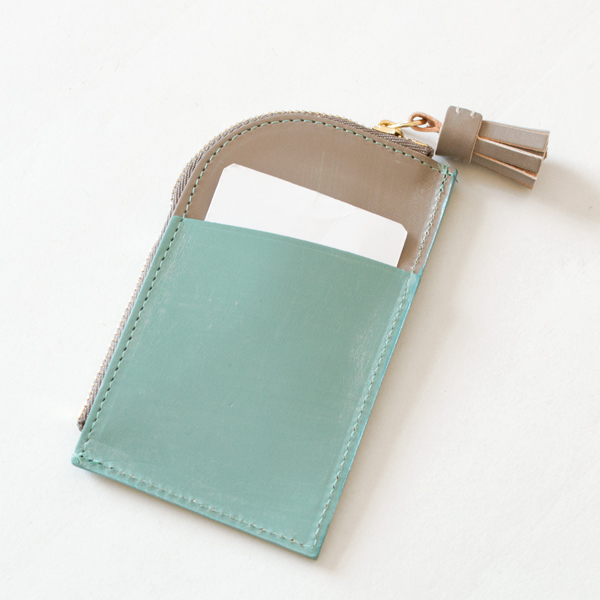 カードポケットつき(MINT GREEN/TAUPE)