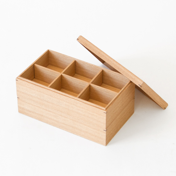 長方形の二段重箱（タモ・六つ仕切り付）