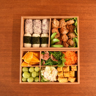 長方形の二段重箱（タモ・六つ仕切り付）／ZUTTO（ズット）｜愛着を