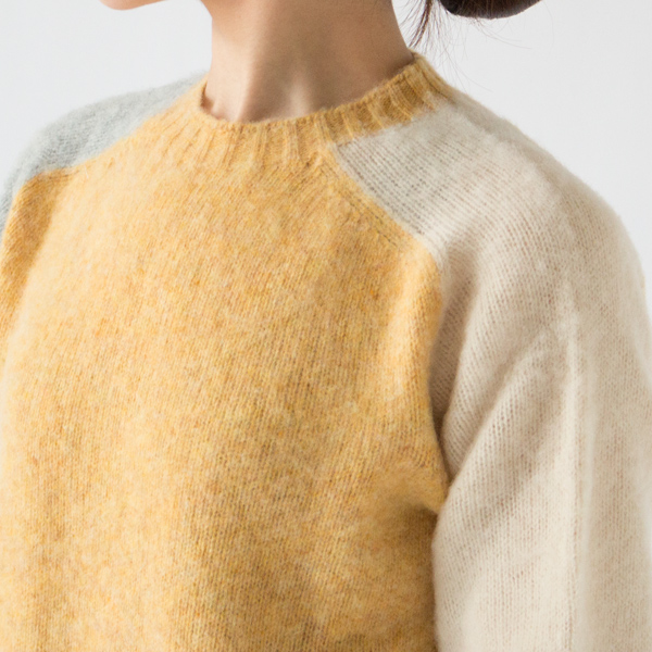 三色の配色がアクセントになった一着(MARZIPAN SILVER CREAM 40) 三色の配色がアクセントになった一着(MARZIPAN SILVER CREAM 40)