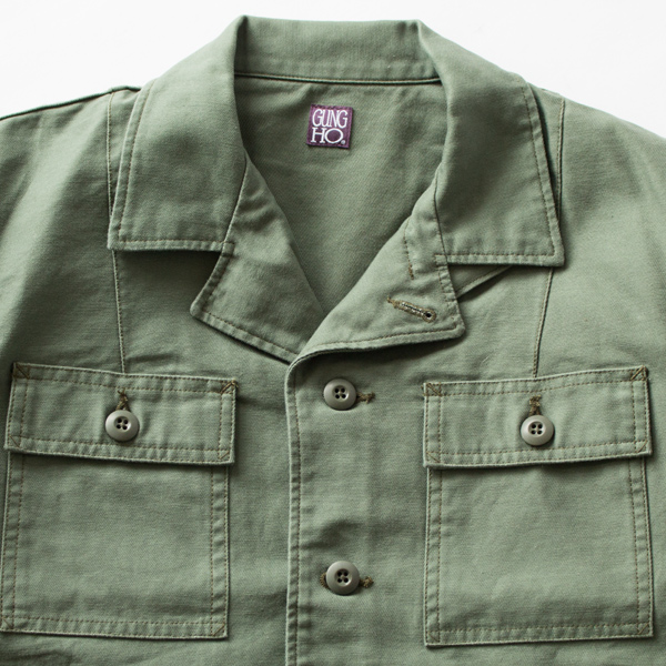 ワークやミリタリーのかっこよさを残しながら現代的な変化を加えています(OFFICER)