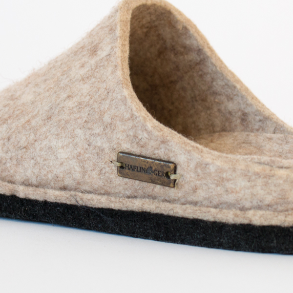 Haflingerのブランドタグ付きです