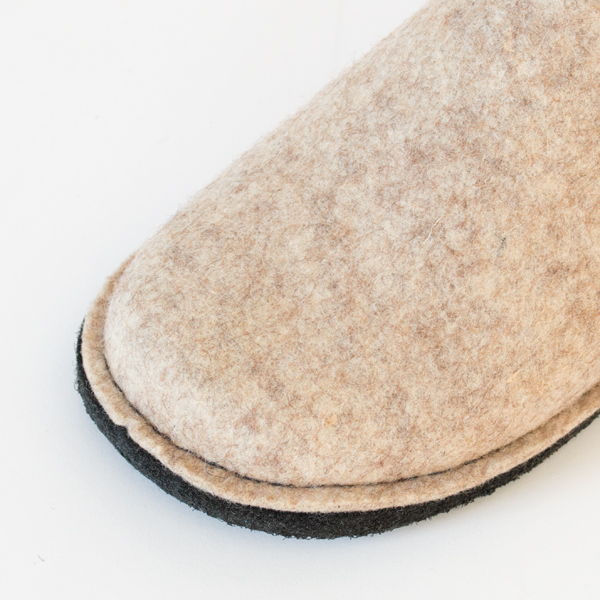 通気性・吸水性にすぐれたウール