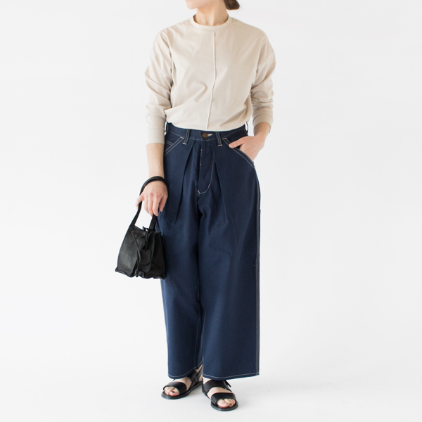 ウエストインも可能な丈感(BEIGE・身長162cm)