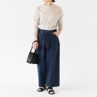 ウエストインも可能な丈感(BEIGE・身長162cm)