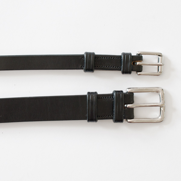 上：ベルト18mm width(BLACK)　下：ベルト28mm width(BLACK)