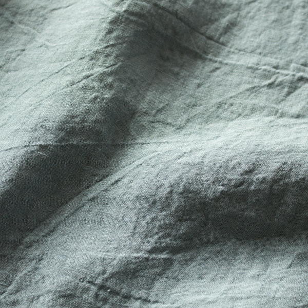 ナチュラルな色ムラも素敵(BLUE GREY)