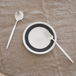 どんな食器にも合わせやすいWHITE どんな食器にも合わせやすいWHITE