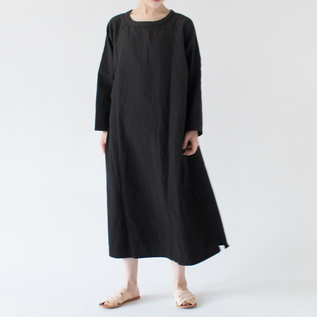 サウナ用としてだけでなく普段着にも(身長:162cm・黒) サウナ用としてだけでなく普段着にも(身長:162cm・黒)