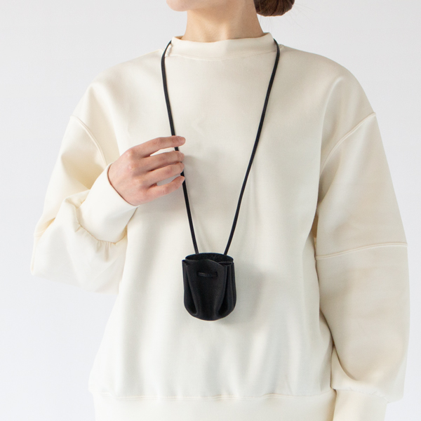 ヴェスパネックレス(BLACK)