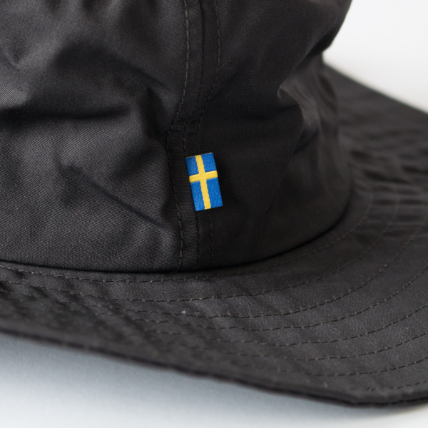 スウェーデン国旗のタグ(Dark Grey)
