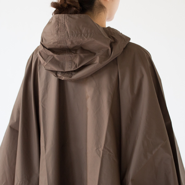 ポンチョ／FJALLRAVEN(フェールラーベン)｜愛着を持ってずっと使いたい