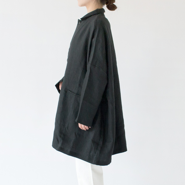 肩がすとんと落ちたドロップショルダー(BLK、162cm)