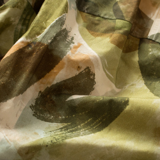 カモフラージュ柄をアート風にブラッシュアップしたデザイン(CAMOUFLAGE)