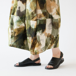 リラックスできる穿き心地です(CAMOUFLAGE)