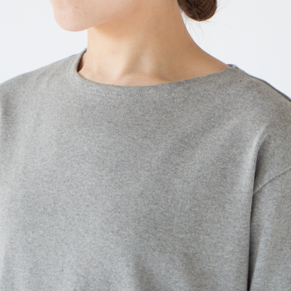 身長：162cm(GRIS CHINE)
