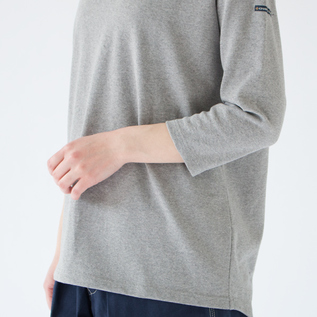 身長：162cm(GRIS CHINE)