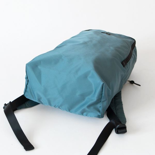 バックパック EASY DAYPACK(ANVIL BLUE)