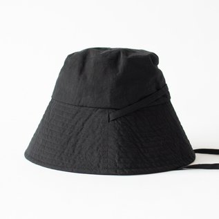 BLACK BLACK