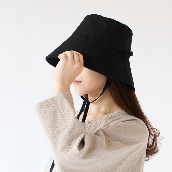 軽くて柔らかく、ストレスフリーな被り心地(BLACK) 軽くて柔らかく、ストレスフリーな被り心地(BLACK)