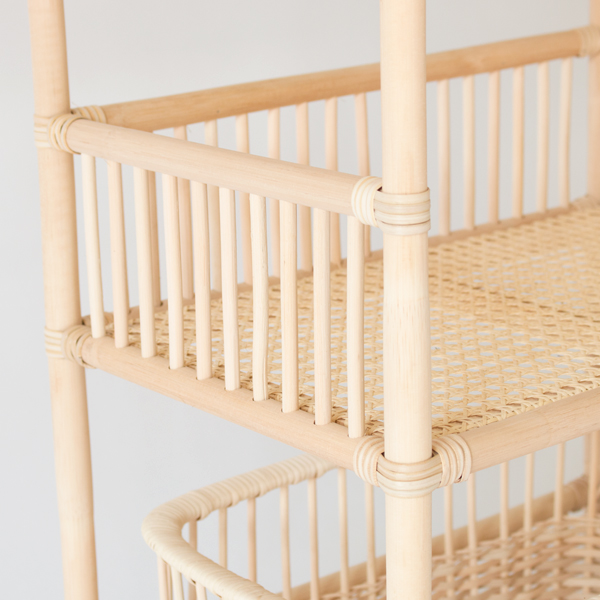 補強は必要十分にすることで、どこに置いても馴染みやすいすっきりとしたデザインに