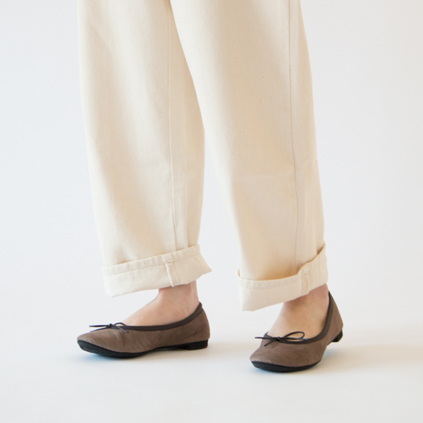 ロールアップしたスタイルで(KN) ロールアップしたスタイルで(KN)