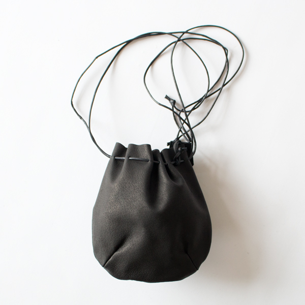 HALLIE バルーンショルダーバッグ(BLACK)