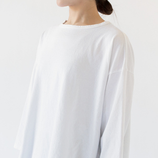 WHITE・身長162cm WHITE・身長162cm