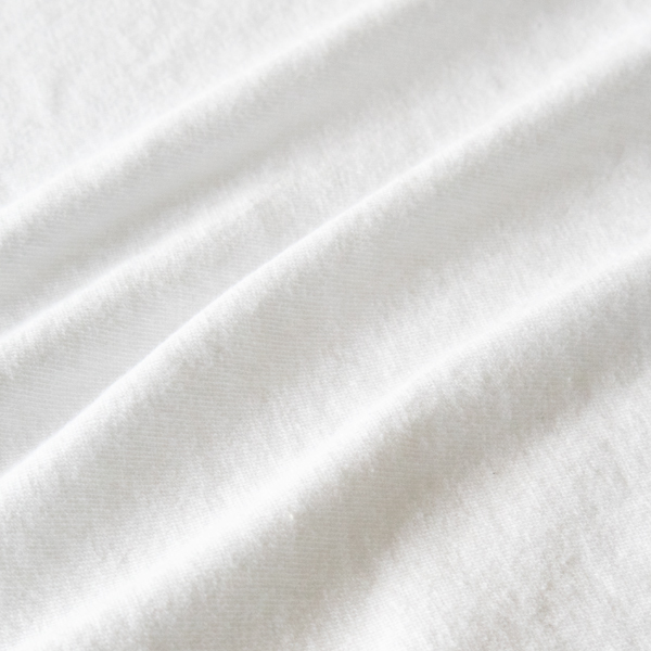 柔らかく、さらりとした生地感(WHITE)