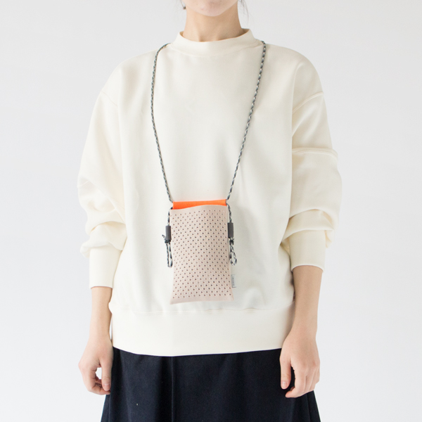 ショルダーバッグ SMARTPHONE SHOULDER BAG(IVORY)