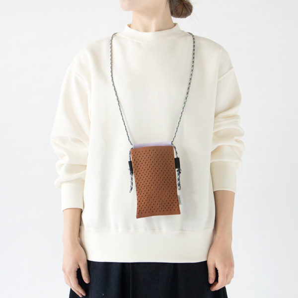  ショルダーバッグ SMARTPHONE SHOULDER BAG(BROWN)