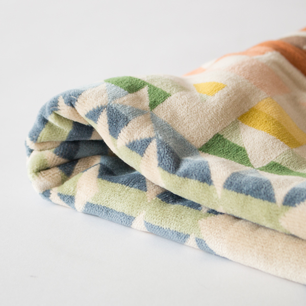 タオルブランケット（102×178）Oversized Jacquard Towels／PENDLETON