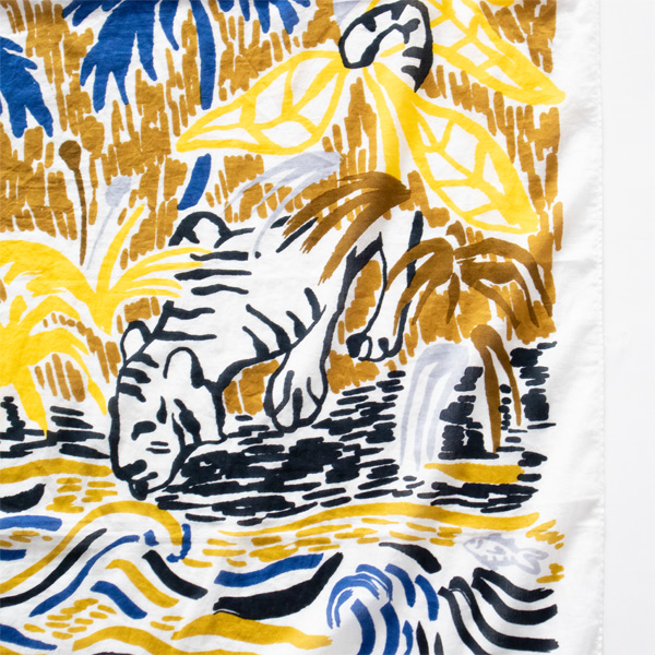 生き生きと暮らす動物が描かれています(YELLOW) 生き生きと暮らす動物が描かれています(YELLOW)