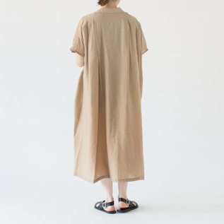 BEIGE・身長162cm BEIGE・身長162cm