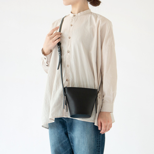 BLACK・身長162cm BLACK・身長162cm