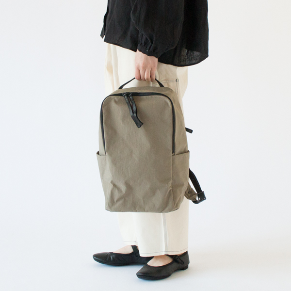 身長：162cm(LIGHT GREIGE)