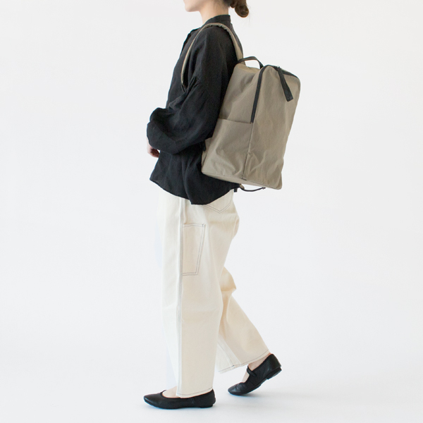 身長：162cm(LIGHT GREIGE)