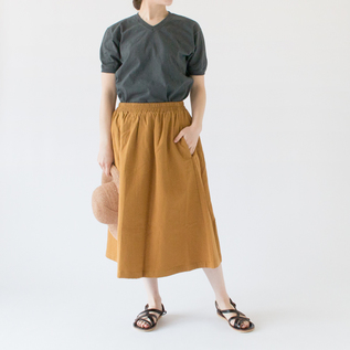 7.2オンスの度目が詰まった生地を使ったTシャツ(M・身長162cm) 7.2オンスの度目が詰まった生地を使ったTシャツ(M・身長162cm)