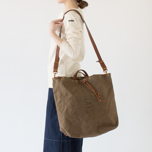 身長：162cm(OLIVE DRAB)