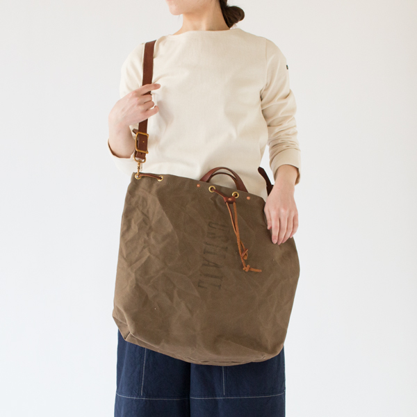身長：162cm(OLIVE DRAB)