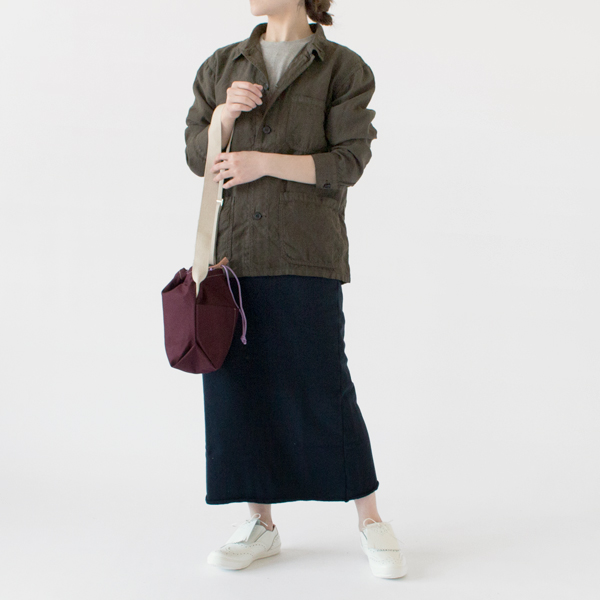 軽くて清涼感のあるライトアウター(OLIVE S・身長162cm)