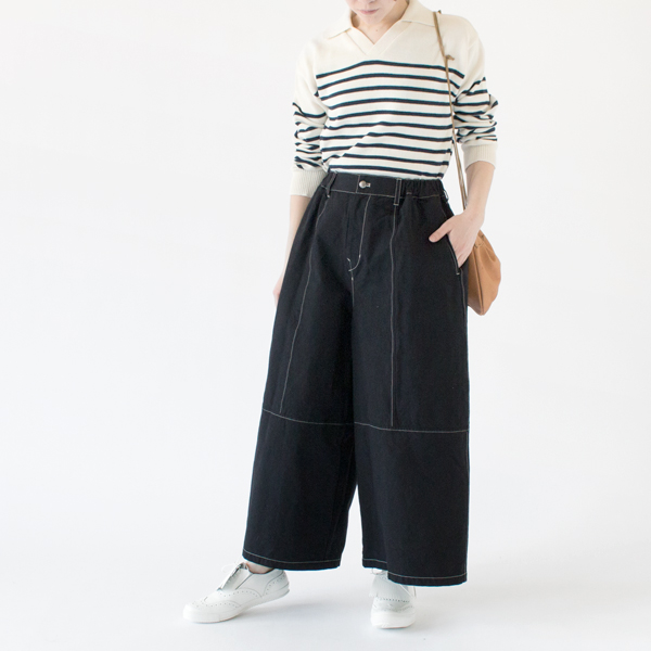 カジュアルな装いにも(身長162cm)