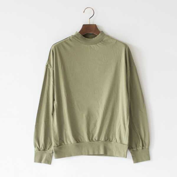 マハラニグレイス天竺 コットンモックネック長袖T(KHAKI)