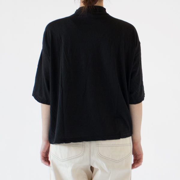 身長：162cm(BLACK)
