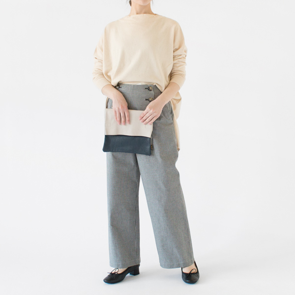 身長：162cm(OFFWHITE)