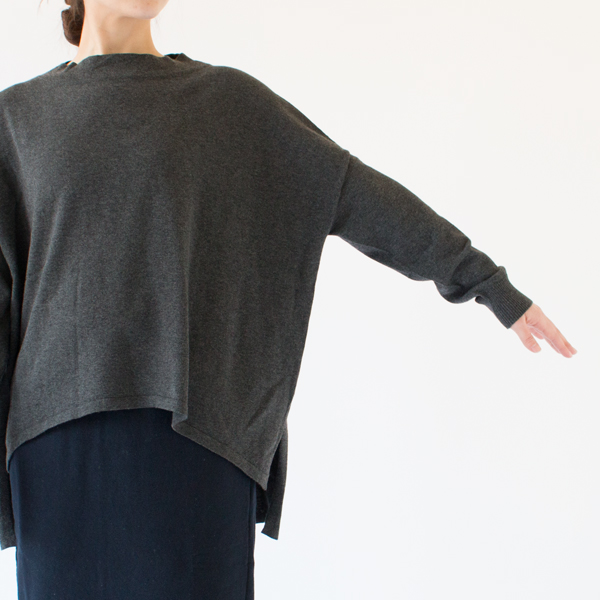 身長：162cm(GRAY)