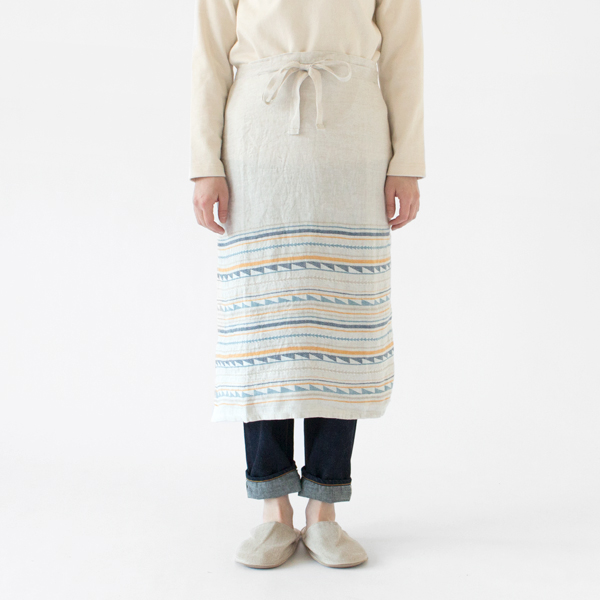 リネンエプロン WATAMU(身長162cm・CLOUDBERRY BLUE)