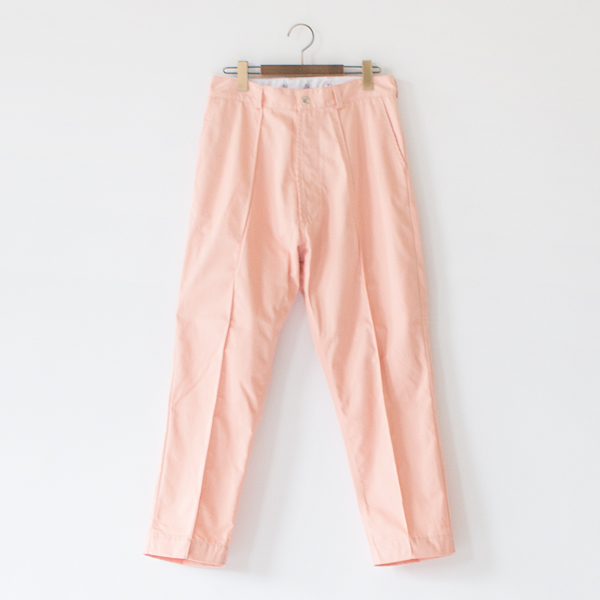 BABY PINK����ȥ饦����