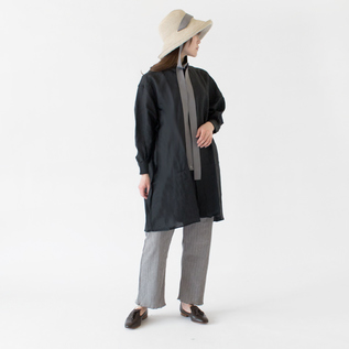 身長：162cm(GREY)