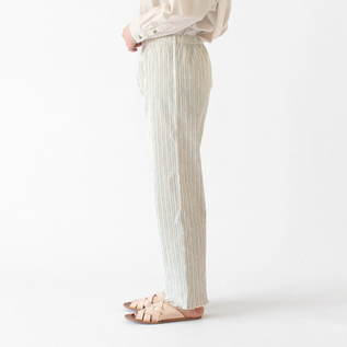 身長：162cm(WHITE)